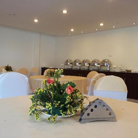 Oyo 1227 Hotel Rousha Inn Ghaziabad Exteriör bild